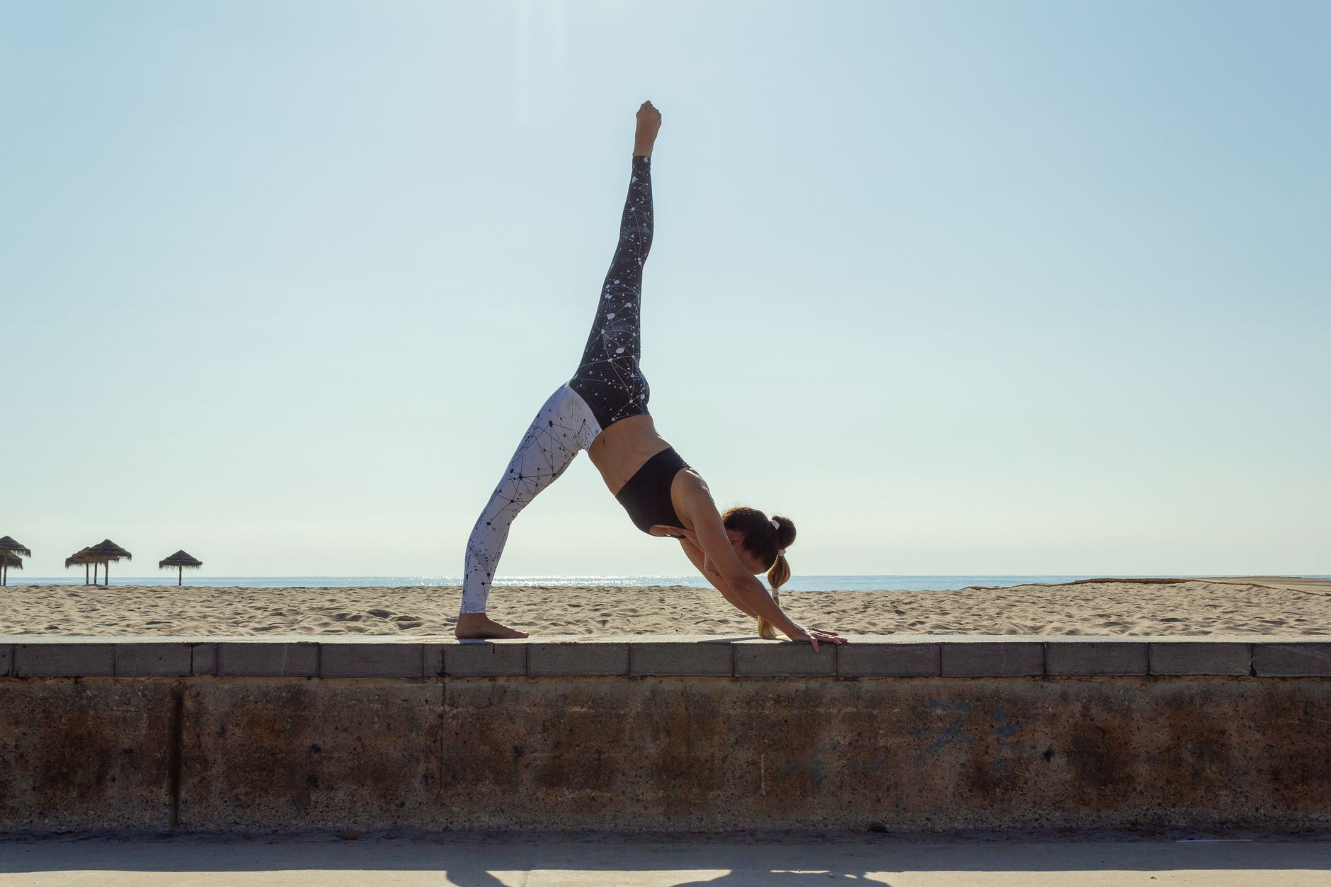 Vinyasa flow – lekcia jogy v Yogaveli